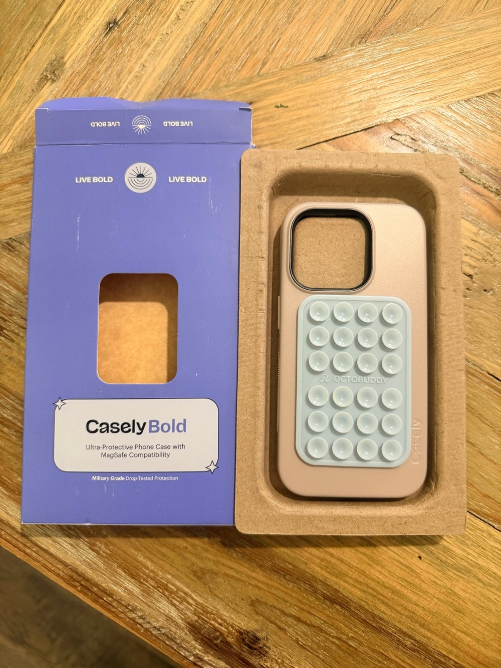 iPhone 15 Pro Casely Bold Phone Case with Octobuddy Grip - Tan
